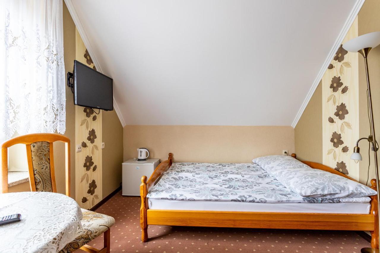 Pokoje Goscinne Katarzyna Kur Debki Bagian luar foto