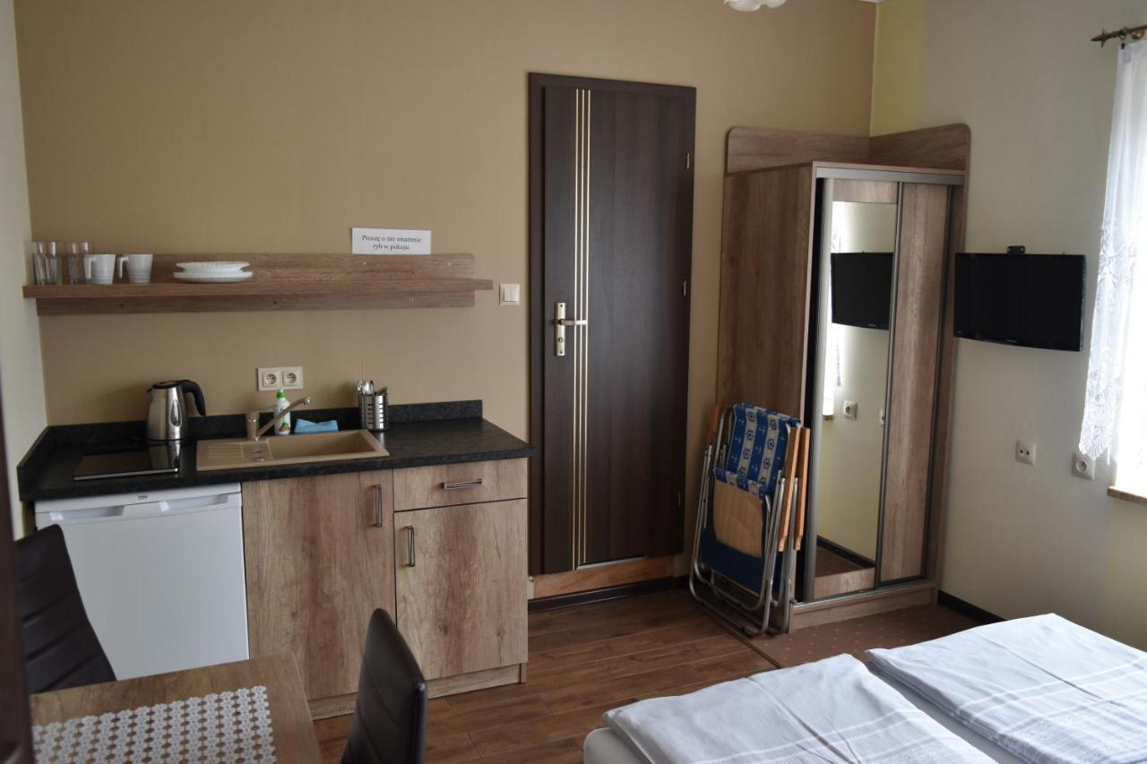 Pokoje Goscinne Katarzyna Kur Debki Bagian luar foto
